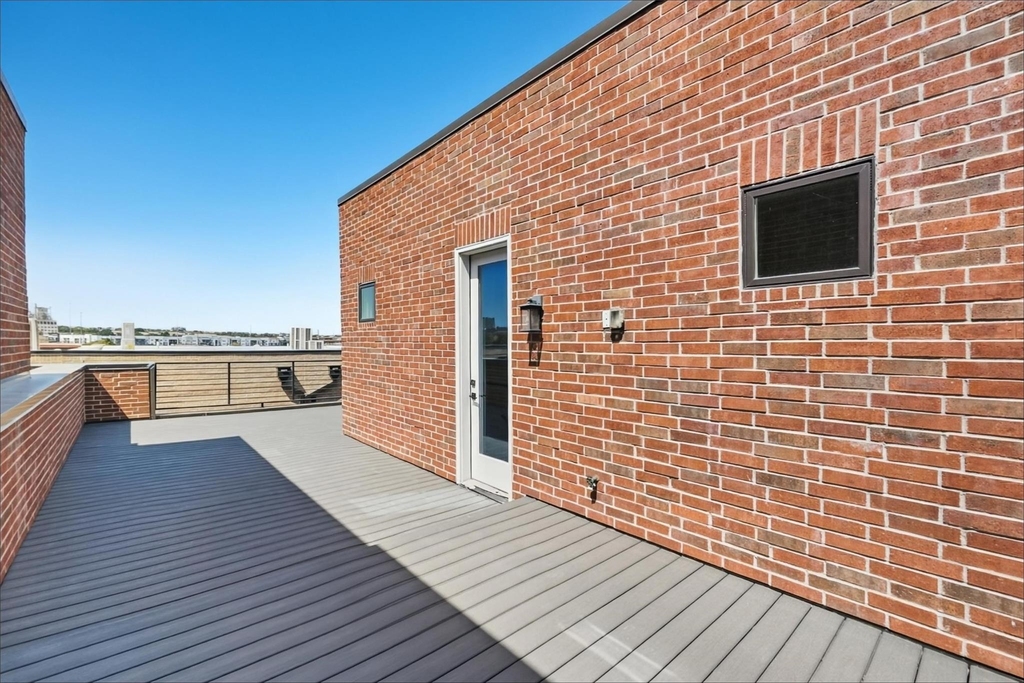 408 Rayner Avenue - Photo 24