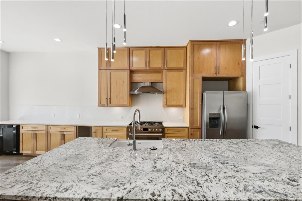 408 Rayner Avenue - Photo 4