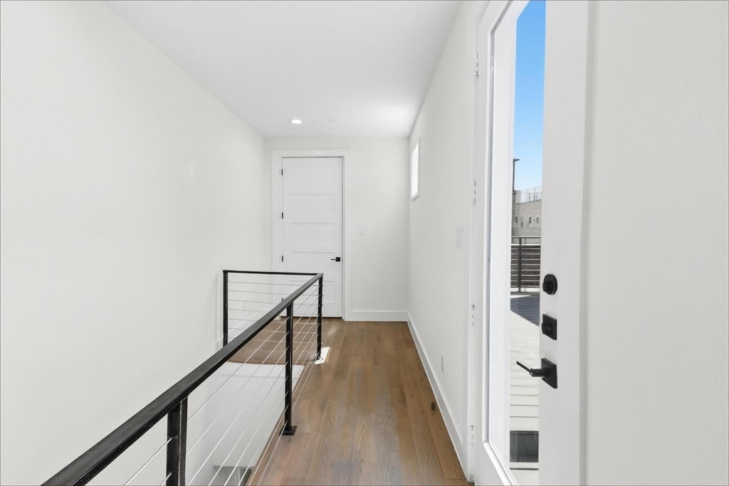 408 Rayner Avenue - Photo 22