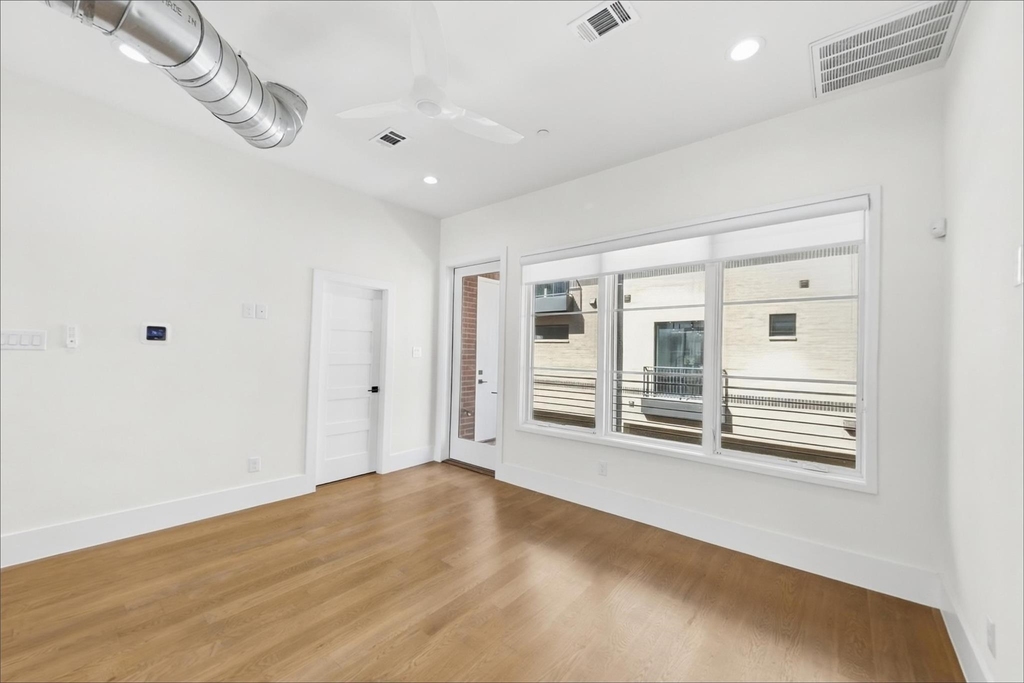 408 Rayner Avenue - Photo 5
