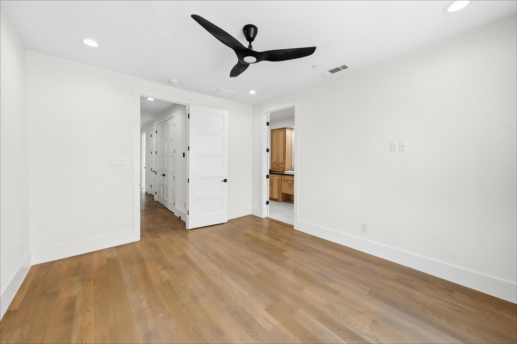 408 Rayner Avenue - Photo 7