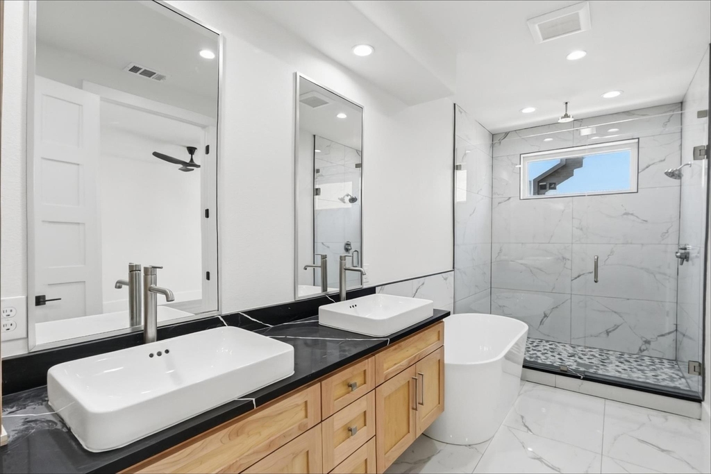 408 Rayner Avenue - Photo 9