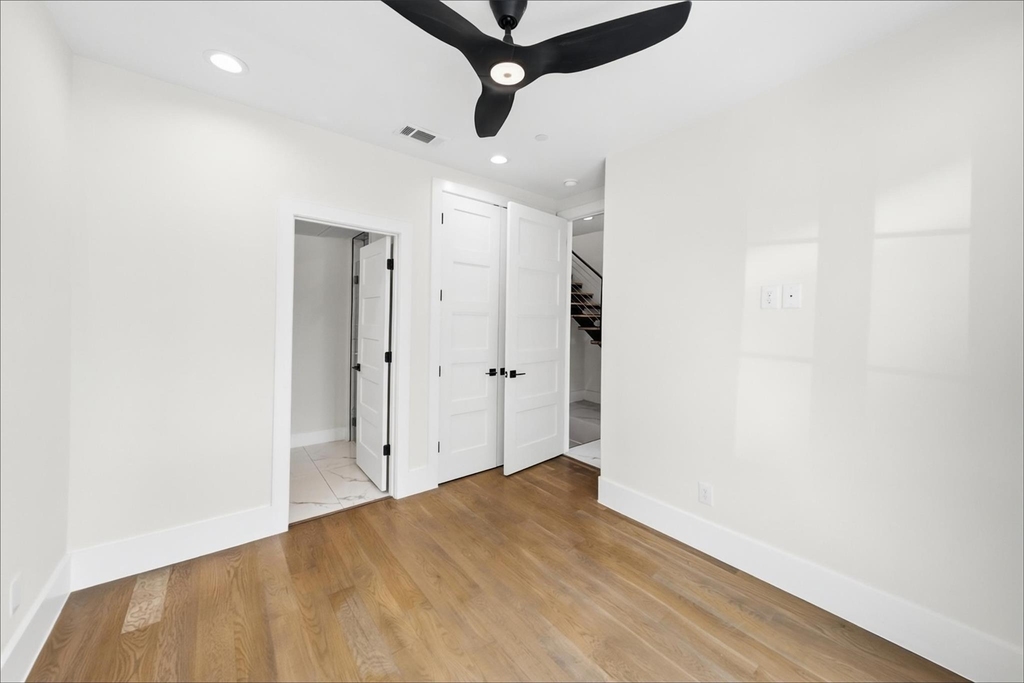 408 Rayner Avenue - Photo 10