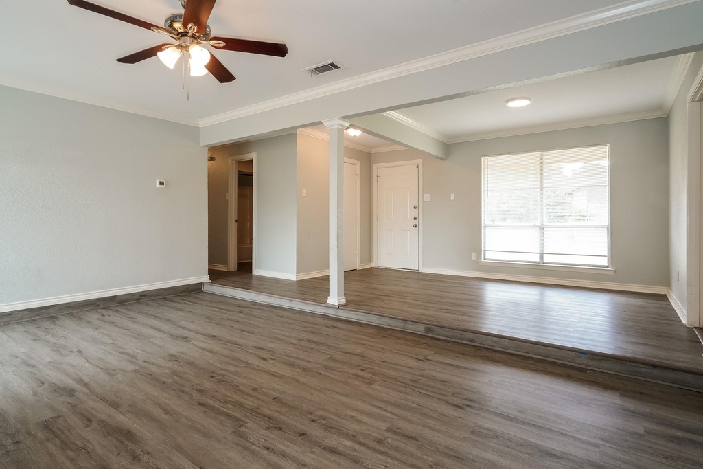 3426 Hacienda Drive - Photo 2