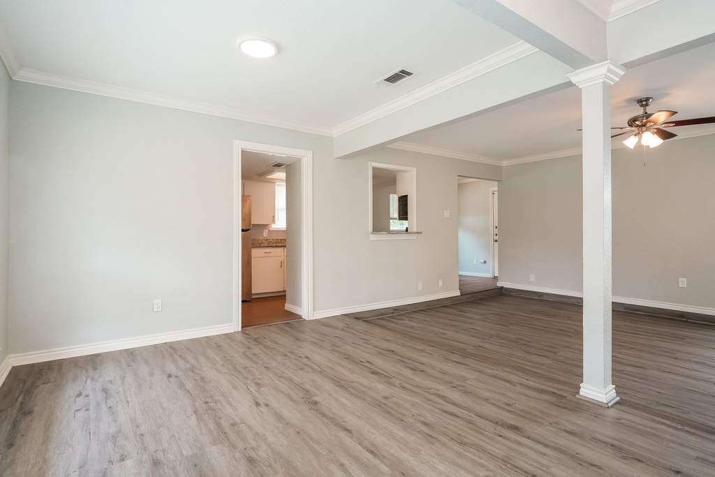 3426 Hacienda Drive - Photo 3