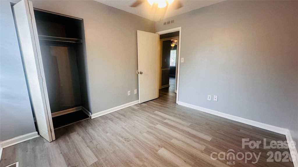 11008 Hunter Trail Lane - Photo 8