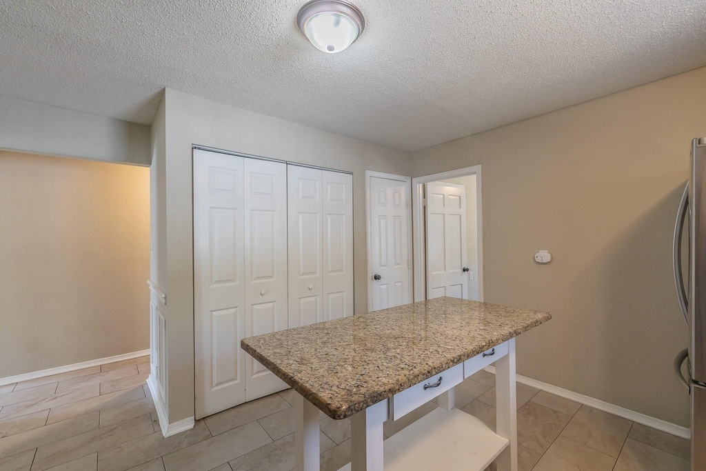 3144 Olive Place - Photo 8