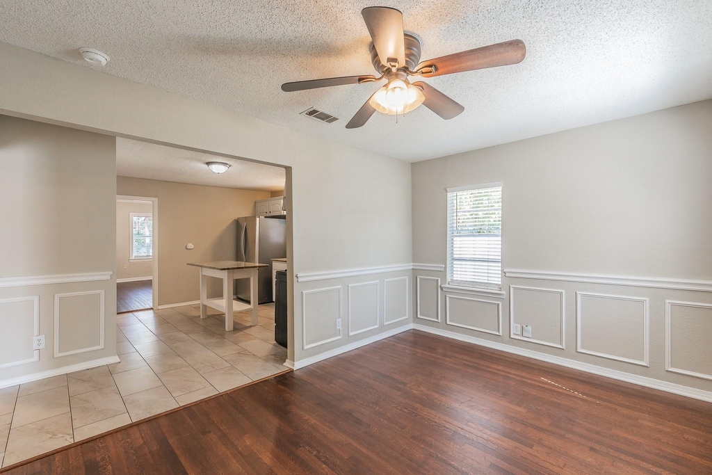 3144 Olive Place - Photo 1