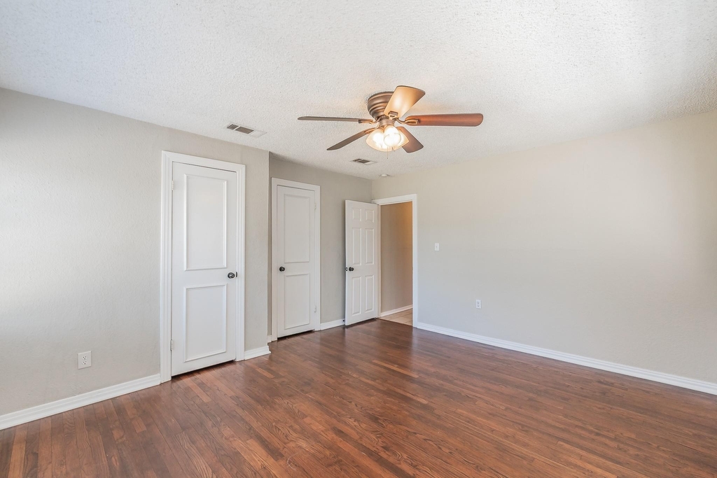 3144 Olive Place - Photo 21