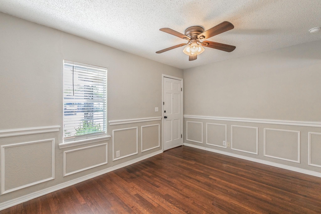 3144 Olive Place - Photo 3