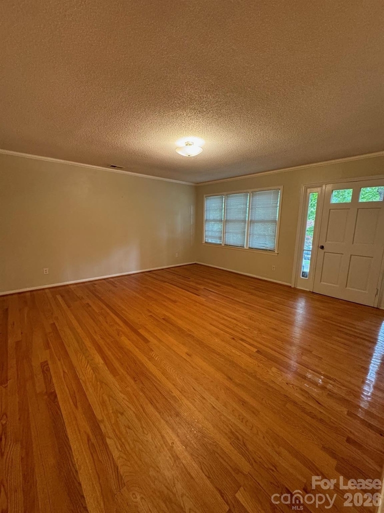 3439 Spencer Heights Place - Photo 9