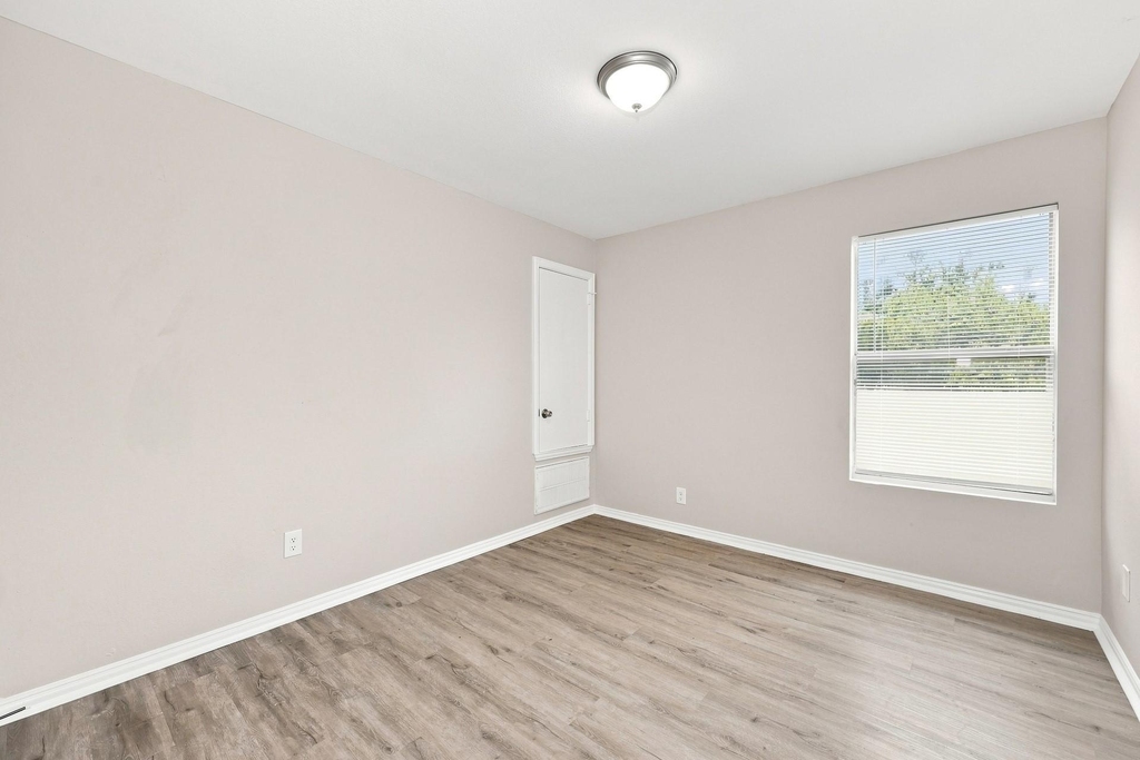 130 Creek Cove Drive - Photo 8