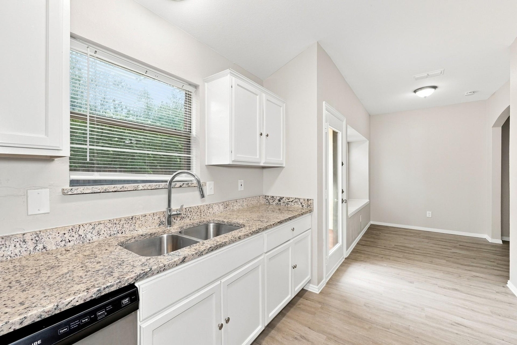 130 Creek Cove Drive - Photo 6