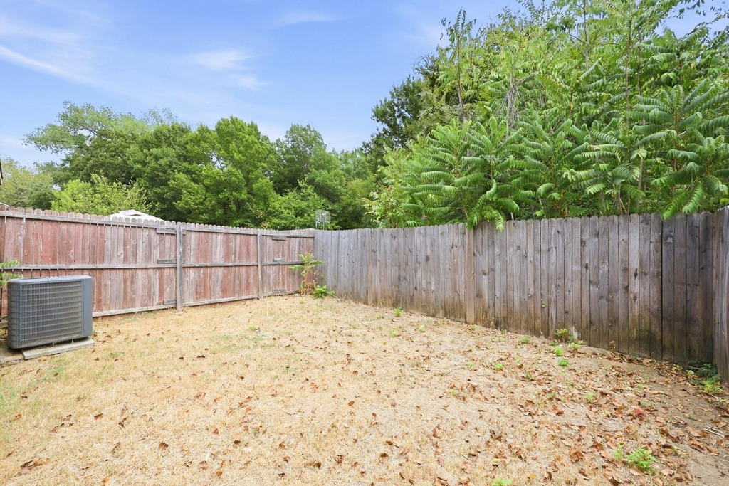 130 Creek Cove Drive - Photo 13
