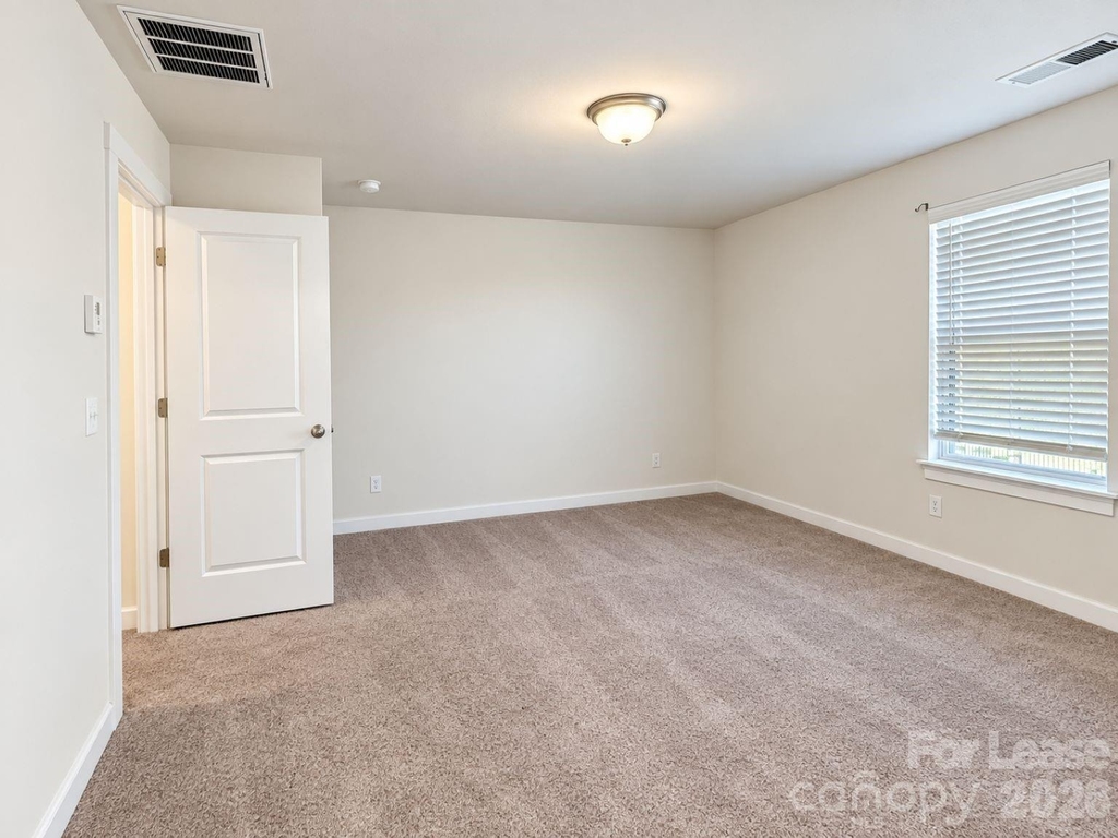 1006 Sharon Towns Drive - Photo 17