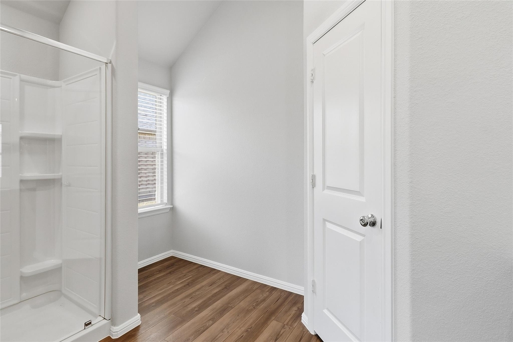 1416 Avalon Court - Photo 24