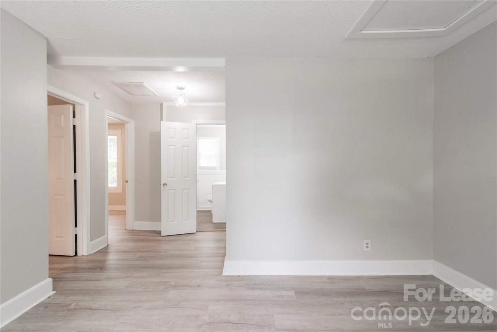 2517 Hemphill Street - Photo 1