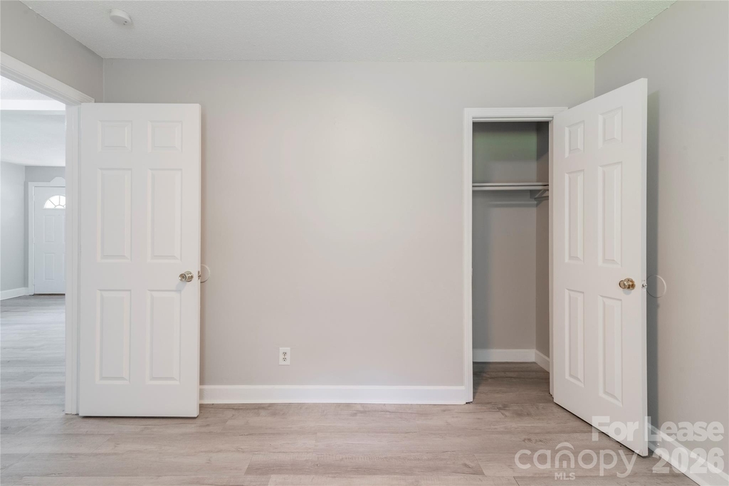 2517 Hemphill Street - Photo 10