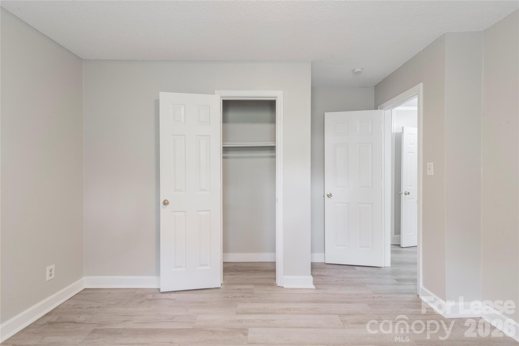 2517 Hemphill Street - Photo 8