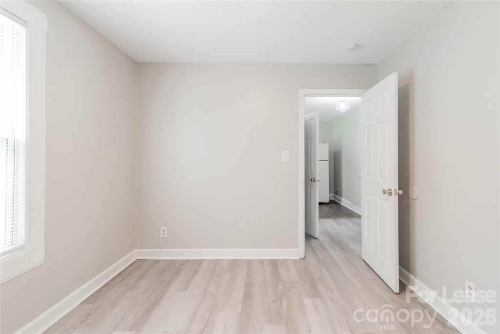 2517 Hemphill Street - Photo 11