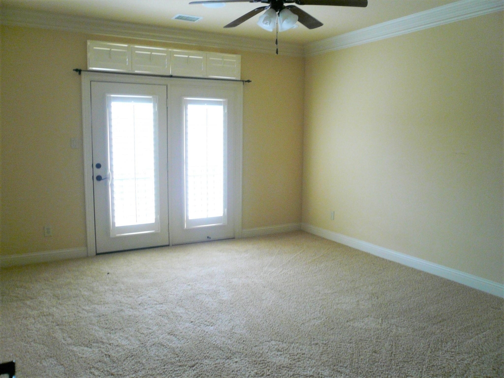 7915 Osborn Parkway - Photo 5