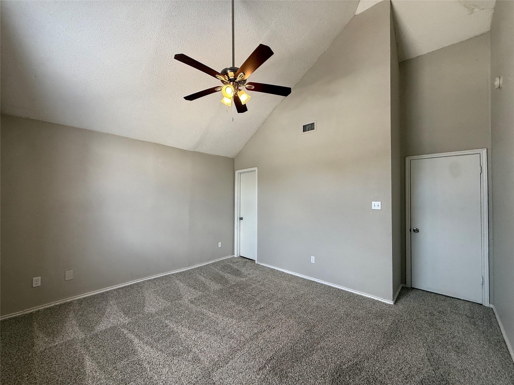 4307 Scarsdale Lane - Photo 18