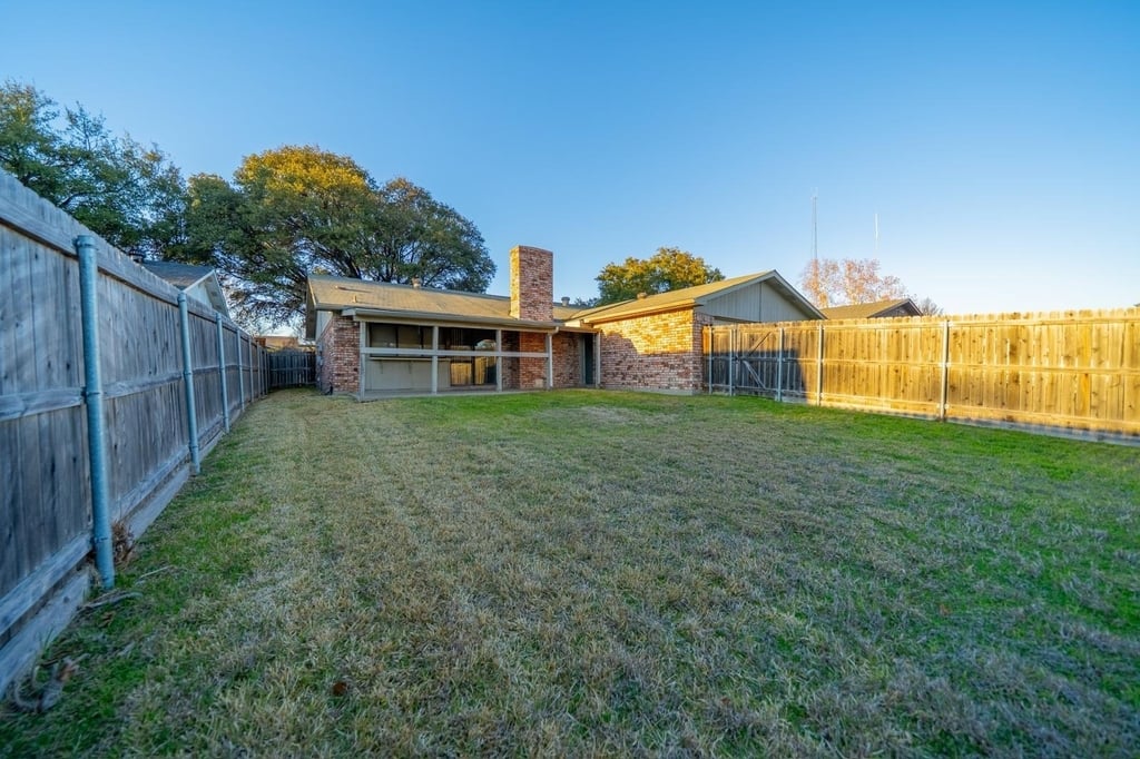 6218 Fallbrook Drive - Photo 23
