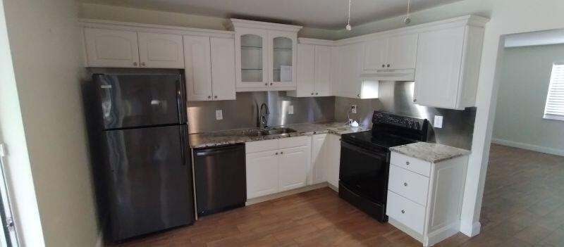719 Se Stypman Boulevard - Photo 2