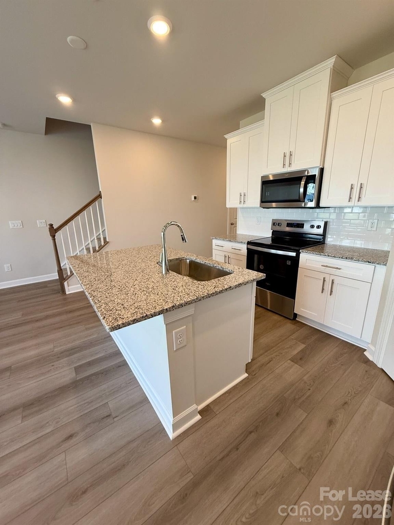 1719 Braemar Village Drive - Photo 7