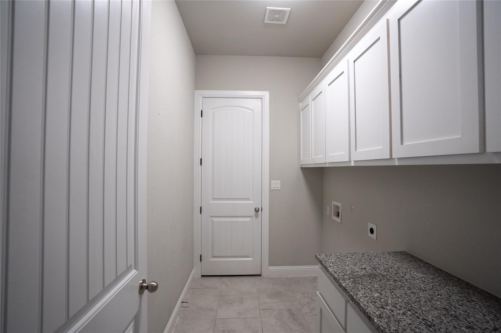 181 Fairview Court - Photo 8