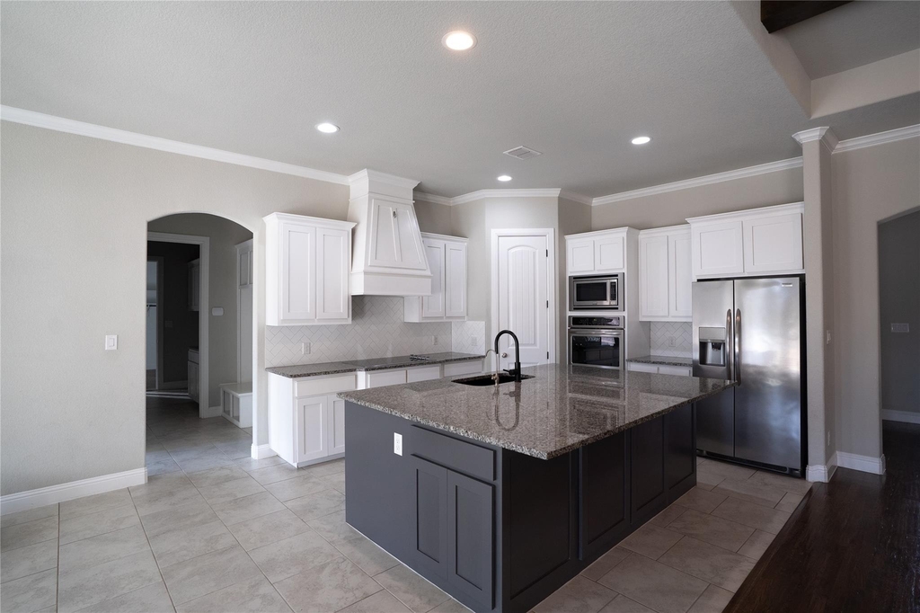 181 Fairview Court - Photo 4