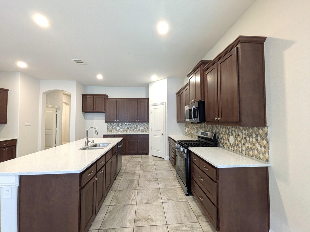 1409 Summit View Lane - Photo 9