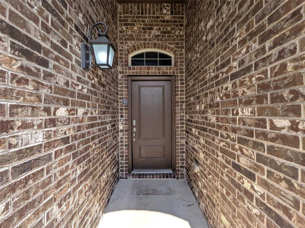 1409 Summit View Lane - Photo 4