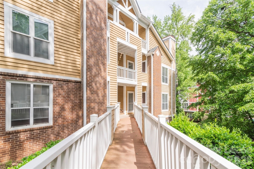 2516 Cranbrook Lane - Photo 1
