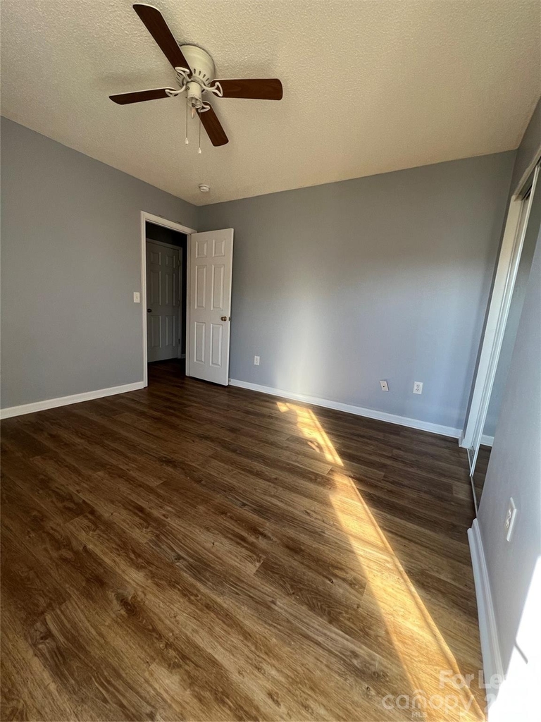 4006 Shadow Pines Circle - Photo 4