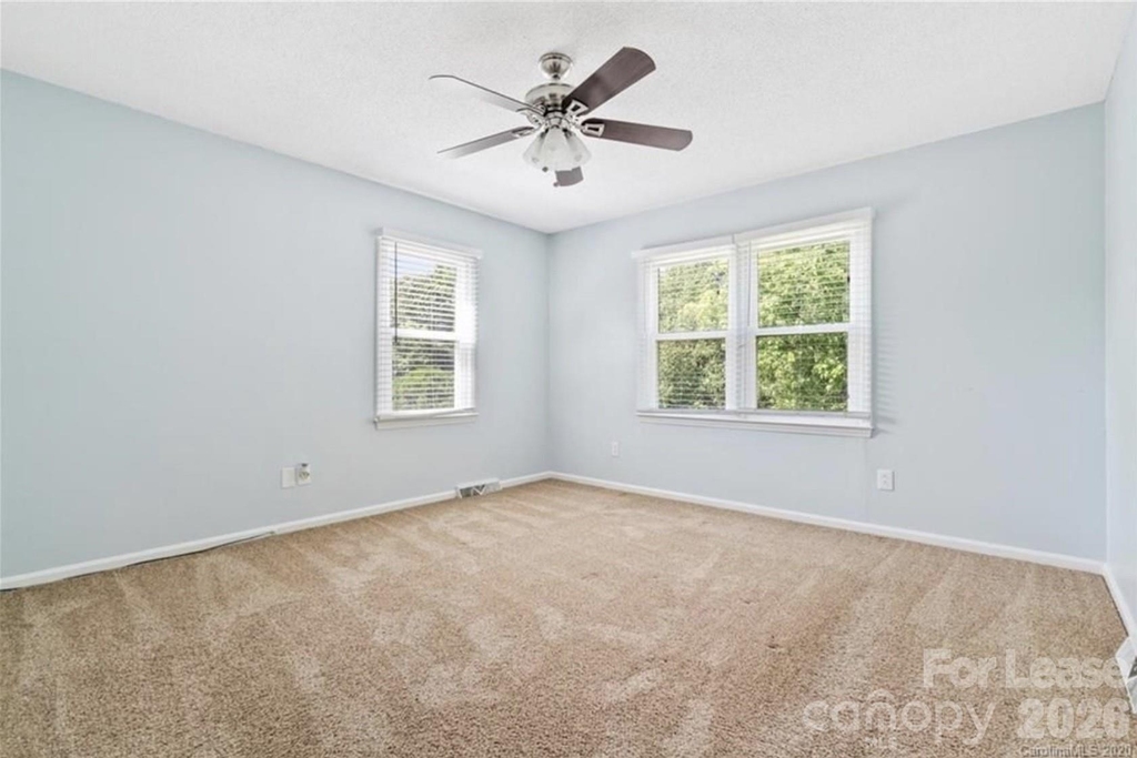 11610 Charnwood Court - Photo 8
