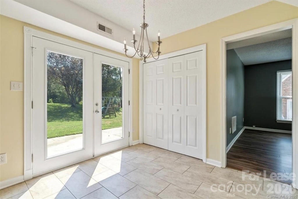 11610 Charnwood Court - Photo 6