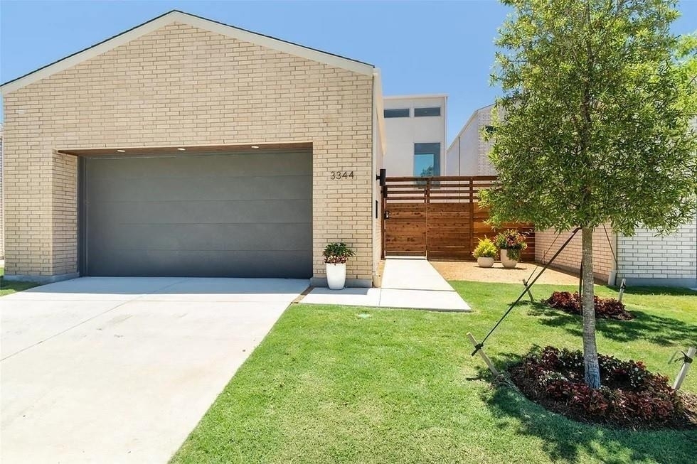 3344 Walchard Court - Photo 0