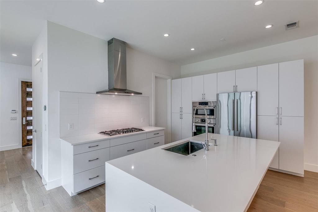 3344 Walchard Court - Photo 5
