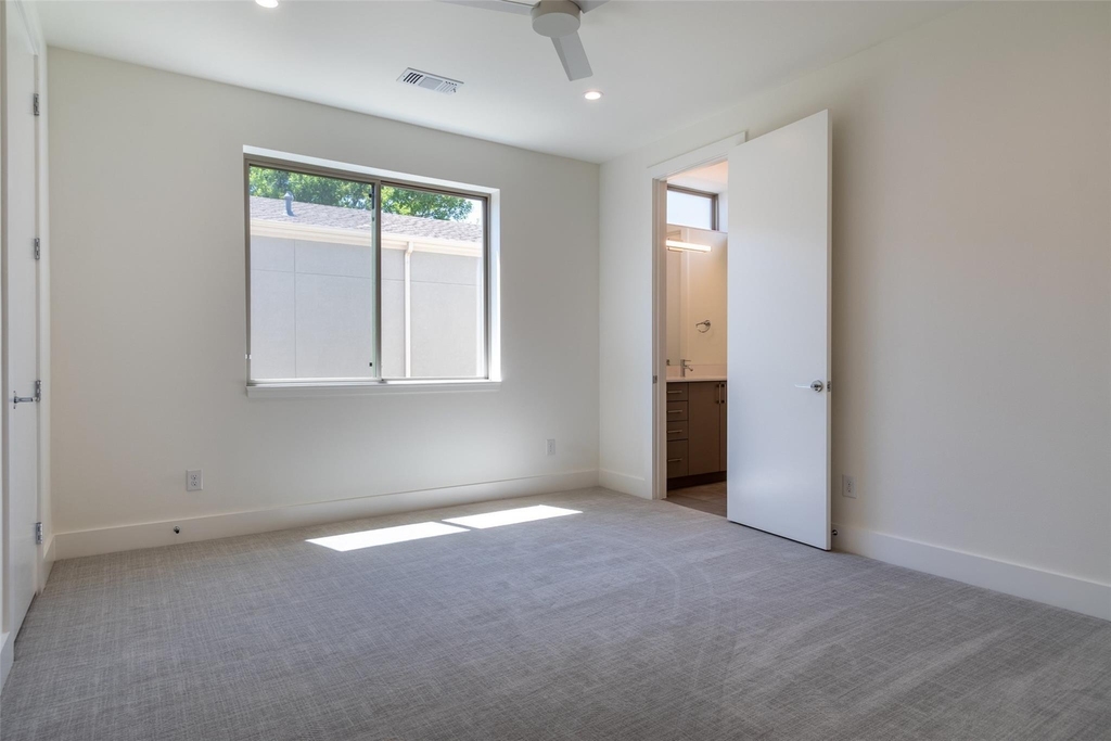 3344 Walchard Court - Photo 18