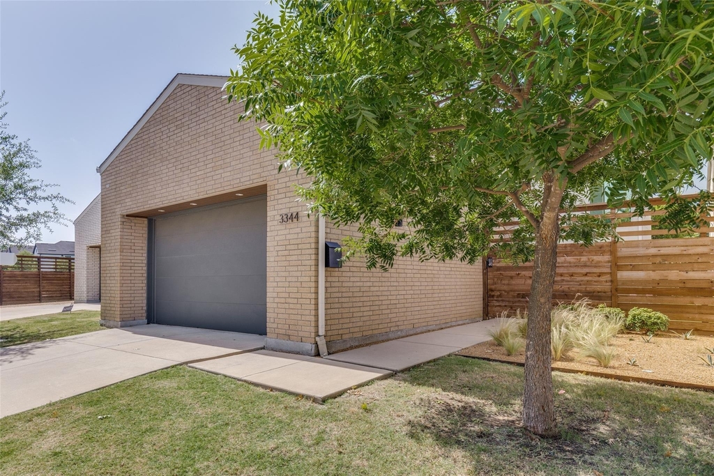 3344 Walchard Court - Photo 1