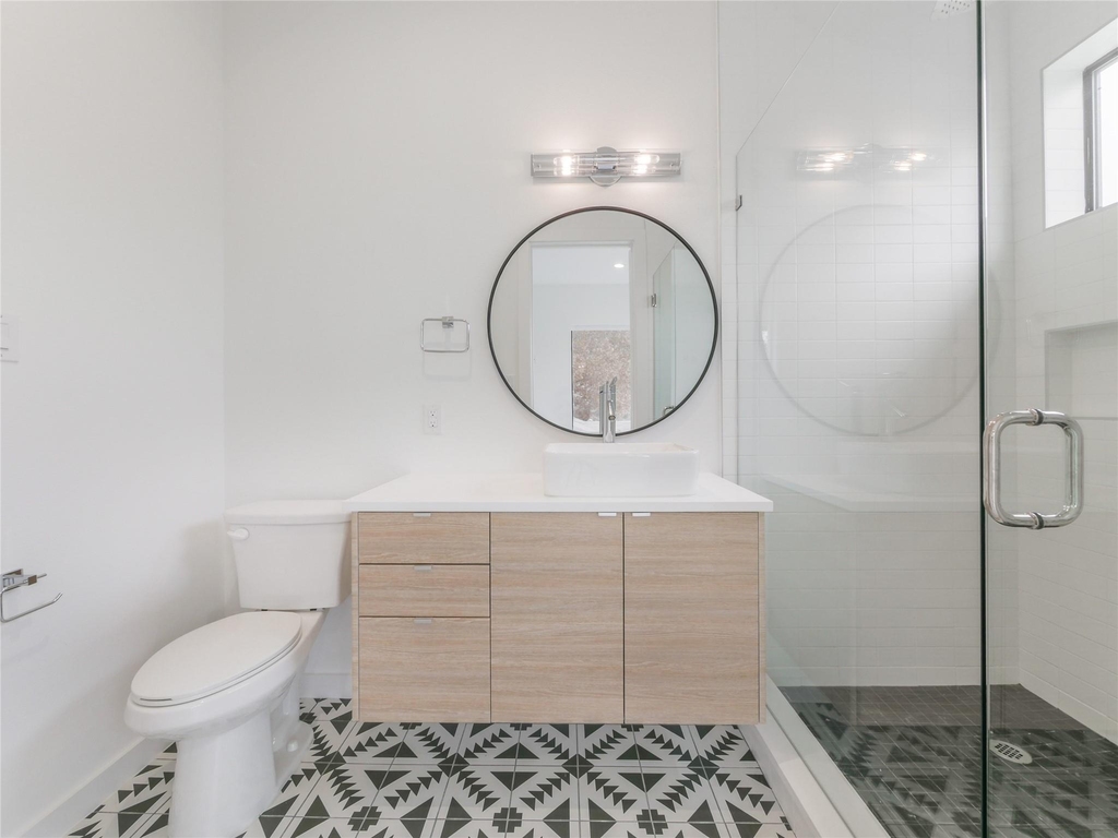 2326 Vagas Avenue - Photo 12