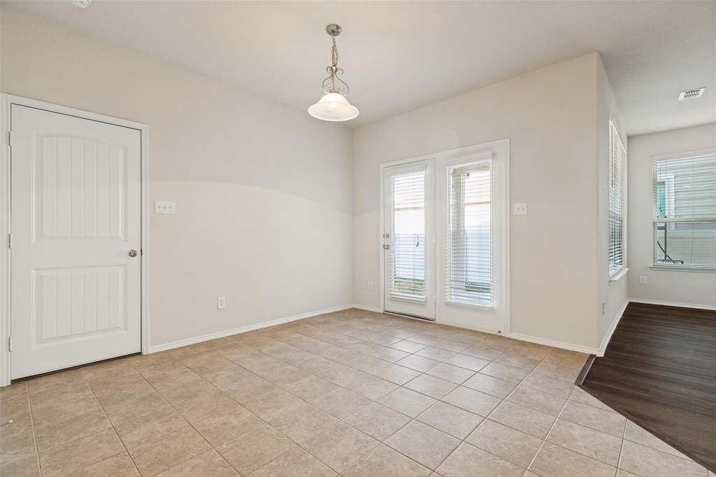 1108 Black Cherry Drive - Photo 2