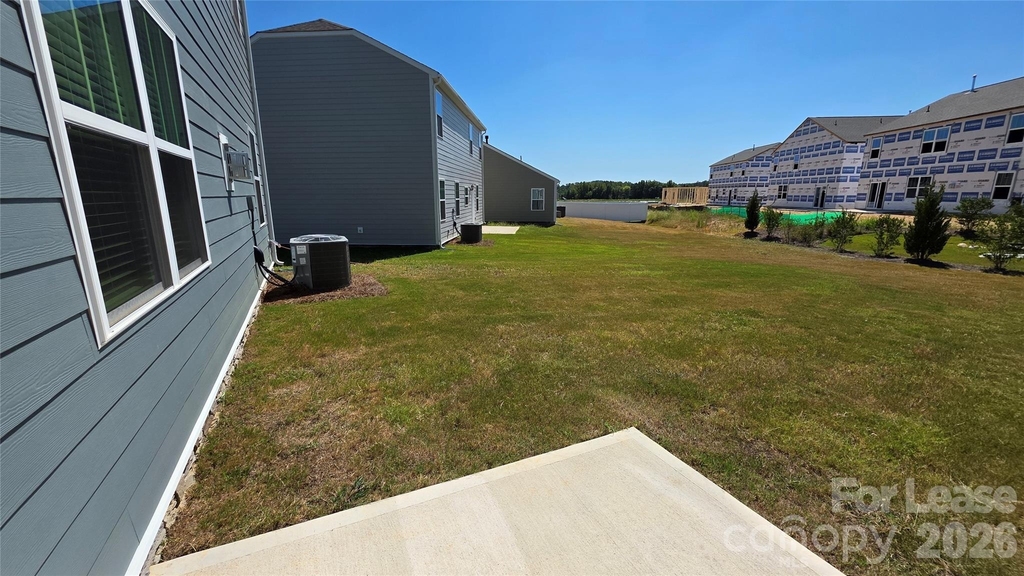 514 Blackpool Court - Photo 33