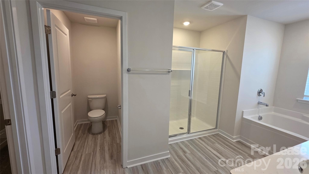 514 Blackpool Court - Photo 17