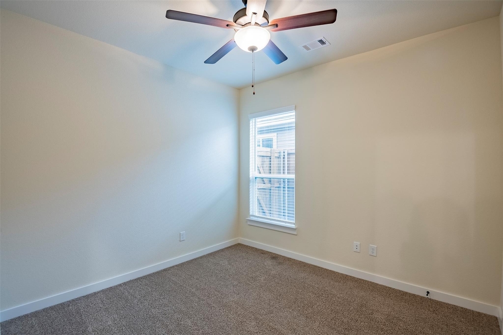 709 Blackland Drive - Photo 17