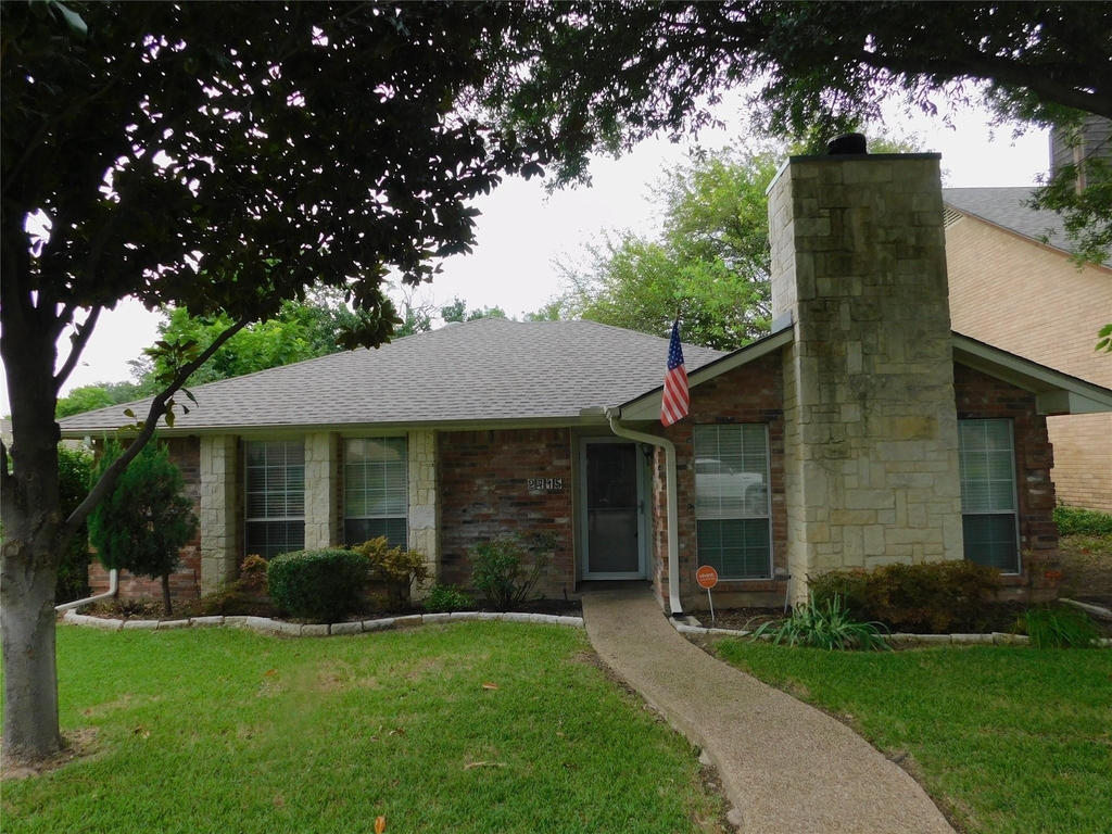 2715 Alden Avenue - Photo 1