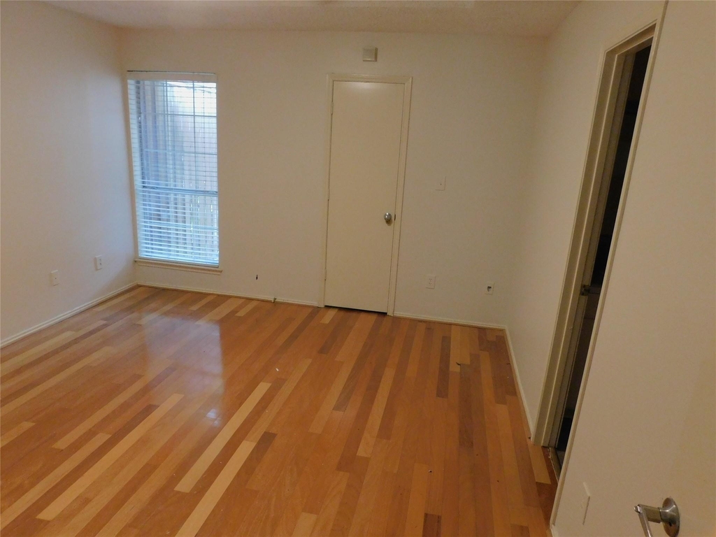 2715 Alden Avenue - Photo 12