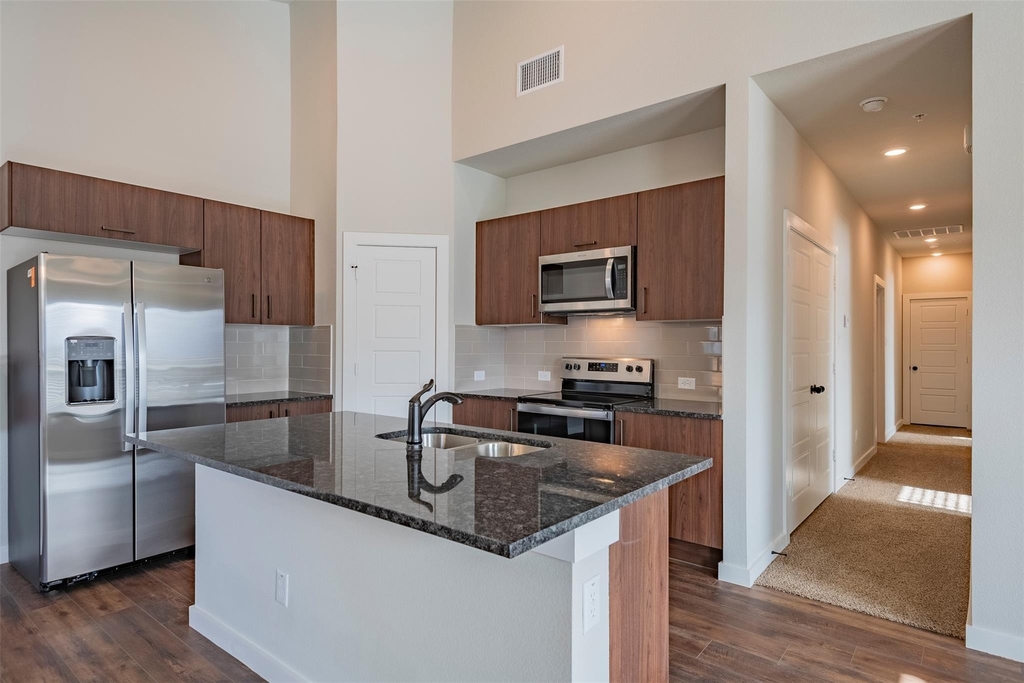 609 Wheatfield Drive - Photo 8