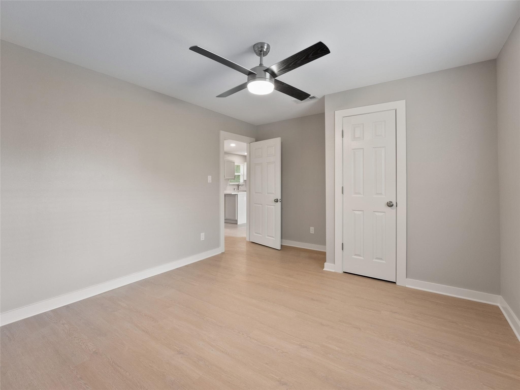 421 S Interurban Street - Photo 18